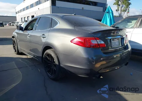 2011 Infiniti M56X z USA, uszkodzony, nr VIN JN1AY1AR8BM570746
